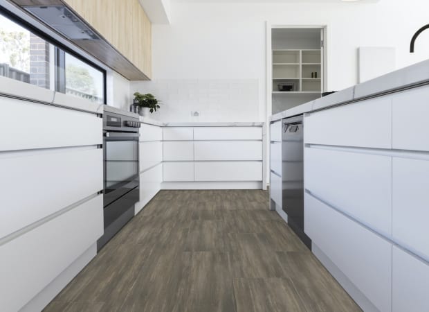 Tile in Linear Titanium