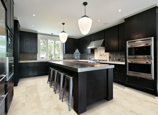 Tile in Travertine Gold